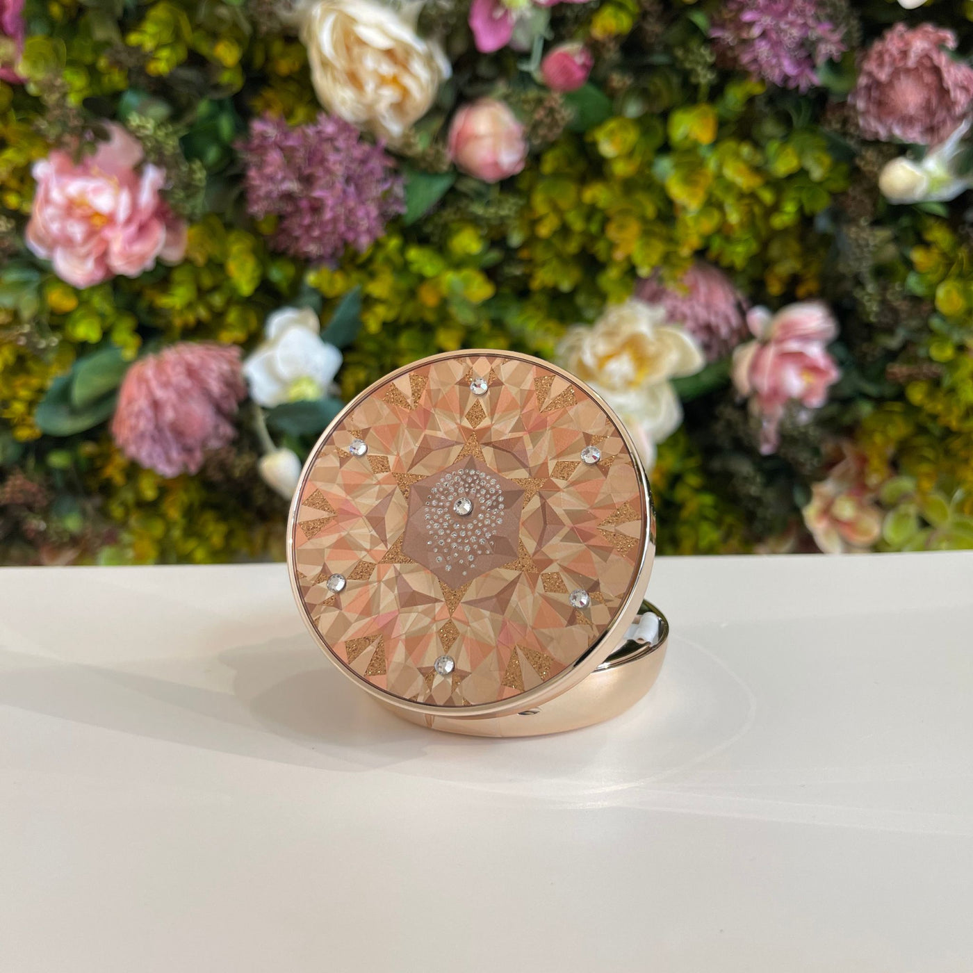 Jewelry Radiant Cushion Cream Beige mosaic