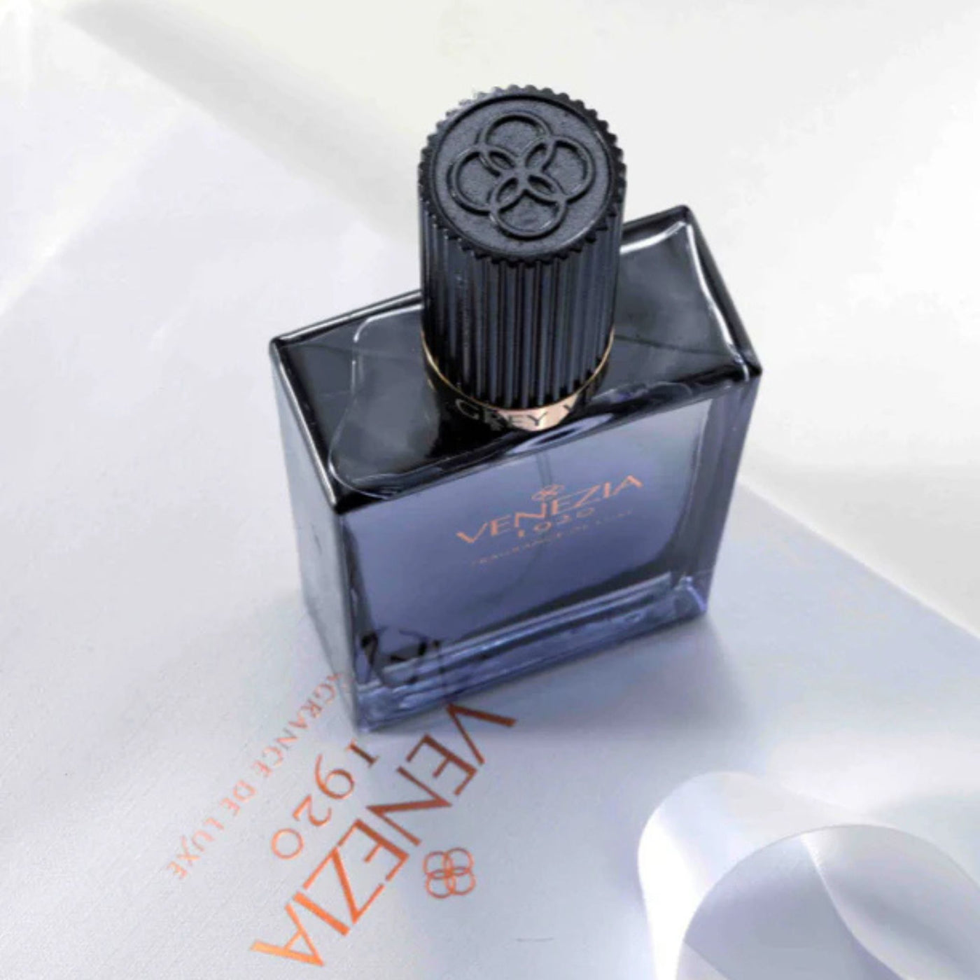 Fragrance Venezia 1920 Grey Velvet 