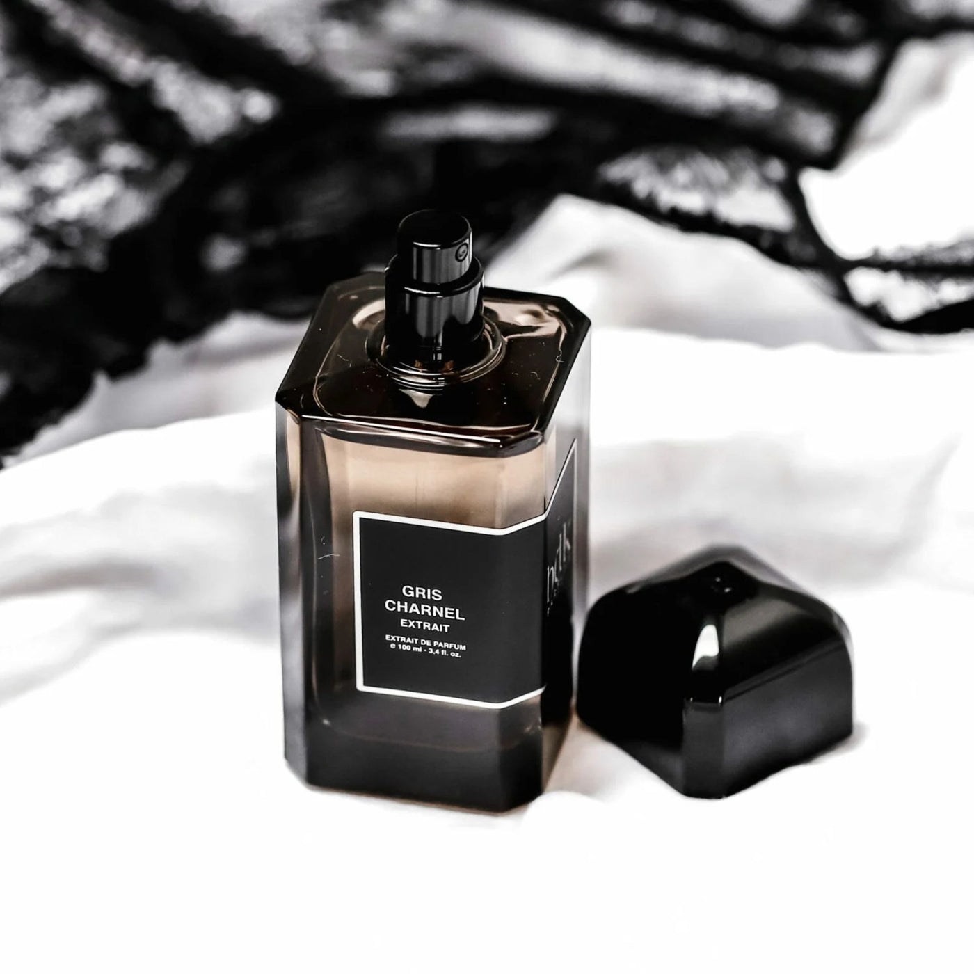 BDK Parfum Gris Charnel Extrait 