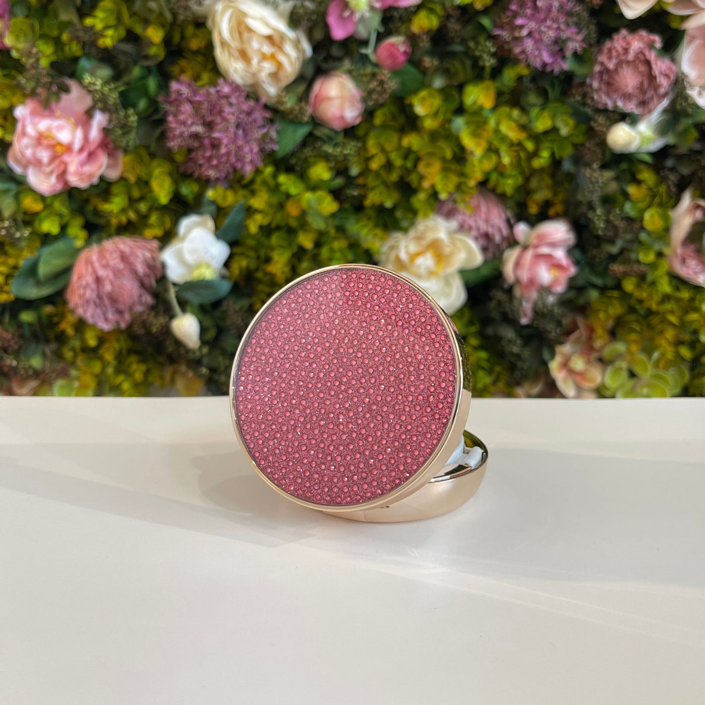 Jewelry Radiant Cushion Cream rose