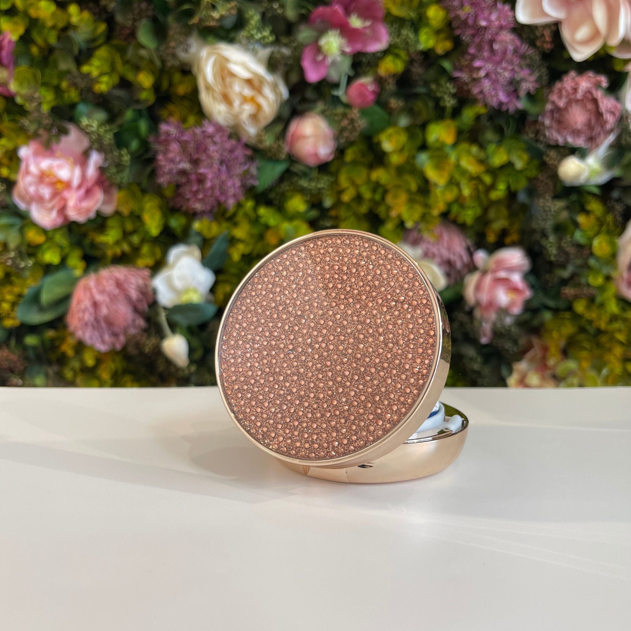 Jewelry Radiant Cushion Cream salmon